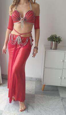 Costume rouge argenté